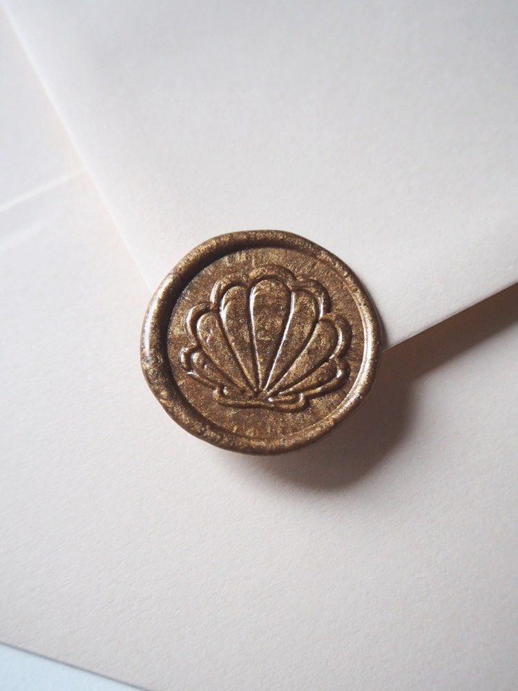 Odbicia lakowe - muszla - obrazek 2